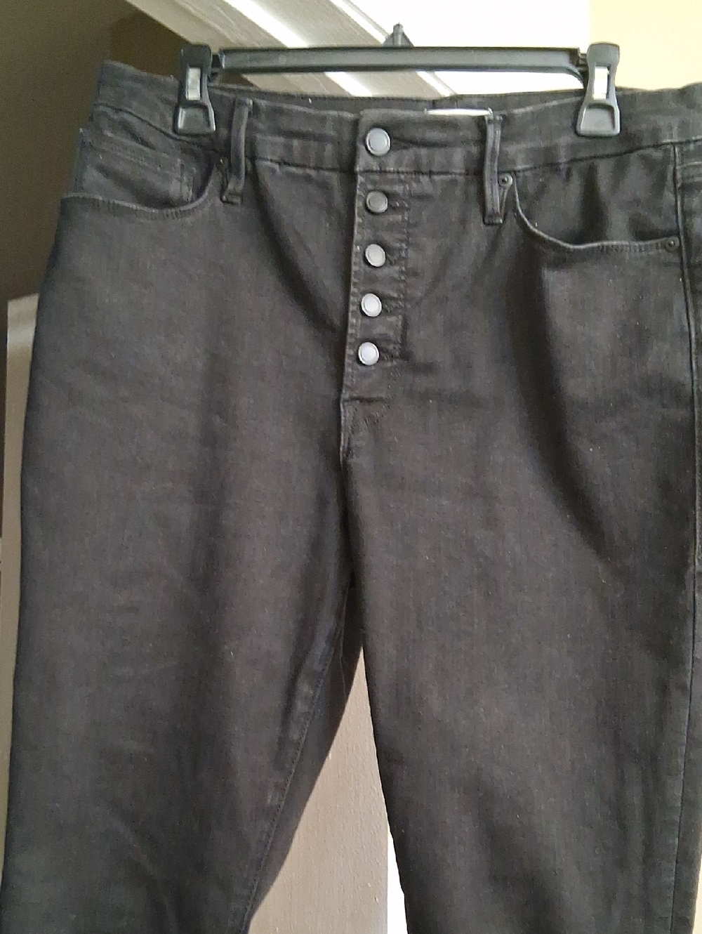 Good American Black Boyfriend Jeans with Button-Fly
